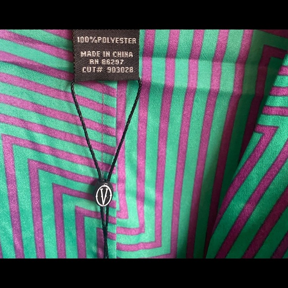 VERTIGO- Illusional Striped Shirt Sleeve Dress - Picture 9 of 11